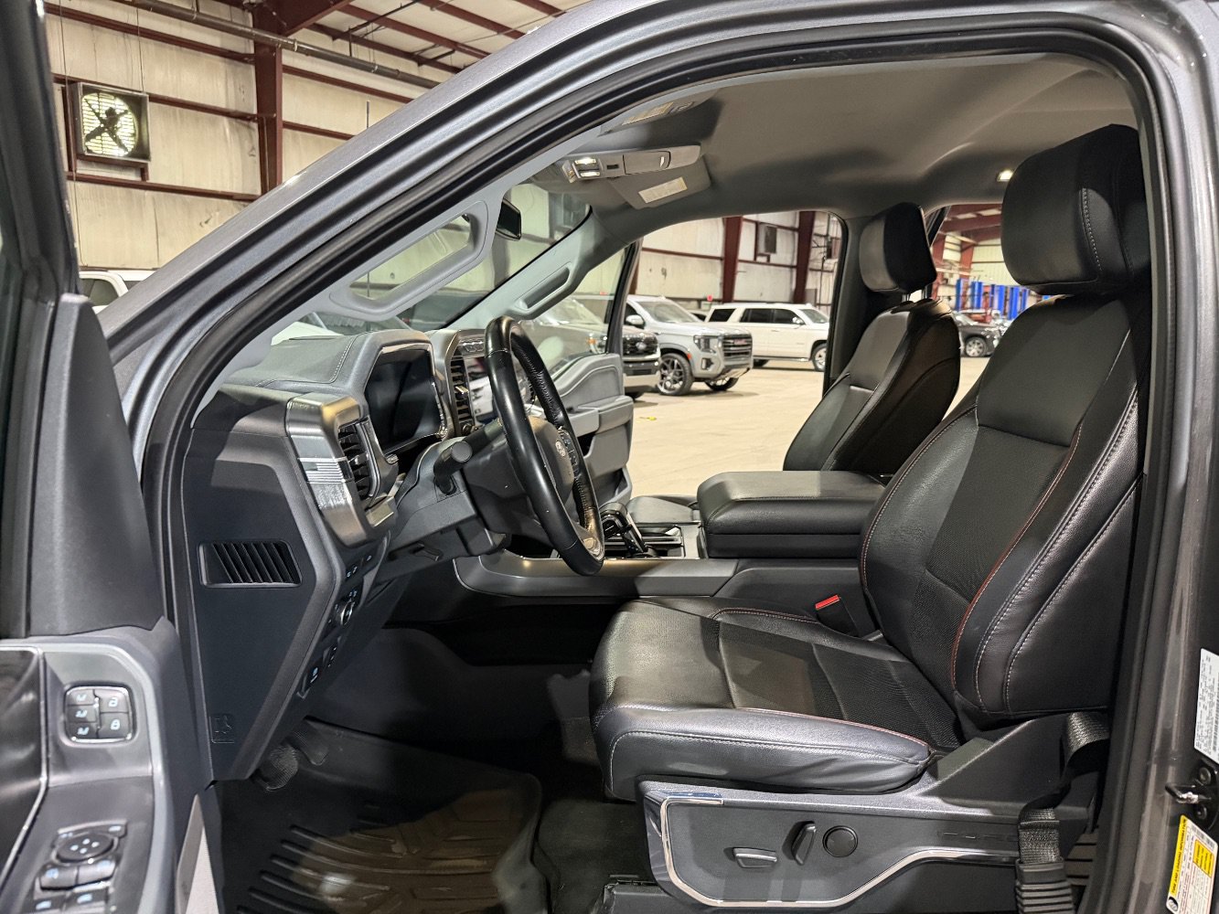 Used 2022 Ford F150 Lariat AWD/4WD image 12
