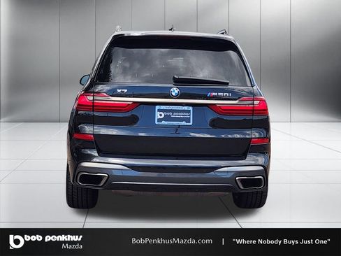 Used 2021 BMW X7 M50i w/ Dynamic Handling Package AWD/4WD image 26