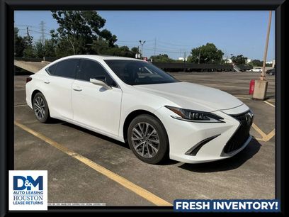 Used 2022 Lexus ES 350 w/ Premium Package