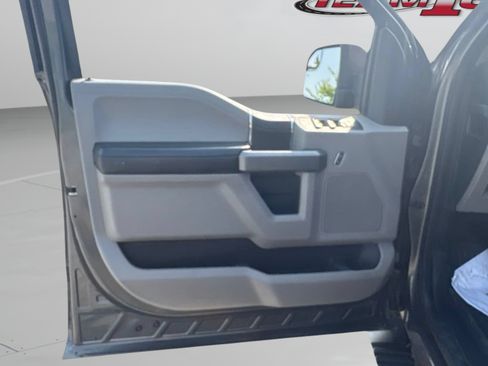 Used 2017 Ford F150 XLT w/ Equipment Group 301A Mid AWD/4WD image 22