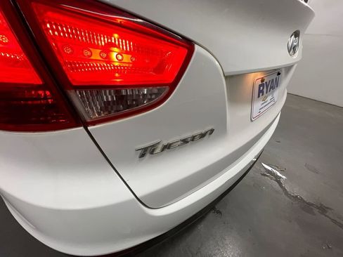 Used 2014 Hyundai Tucson SE image 28