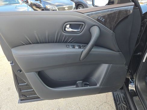 Used 2024 Nissan Armada Platinum w/ Captain's Chairs Package image 31