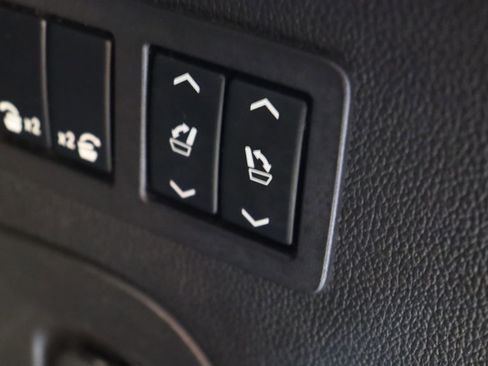 Used 2015 GMC Yukon SLT w/ HD Trailering Package image 62