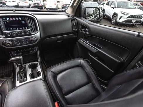 Used 2018 Chevrolet Colorado ZR2 w/ ZR2 Midnight Special Edition AWD/4WD image 30