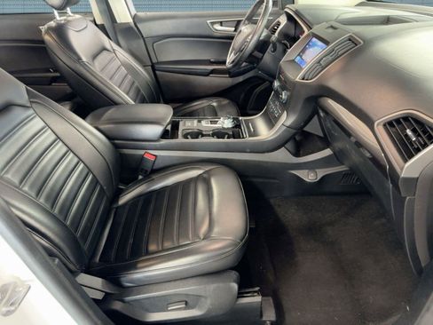 Used 2020 Ford Edge SEL image 30