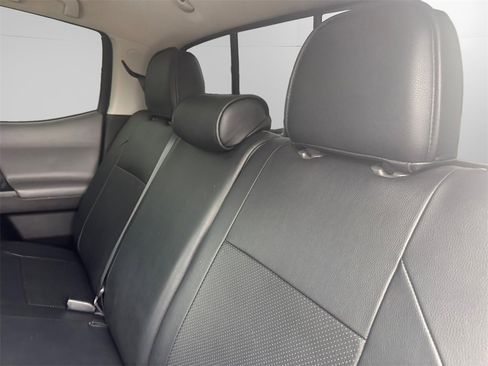 Used 2021 Toyota Tacoma SR5 image 13