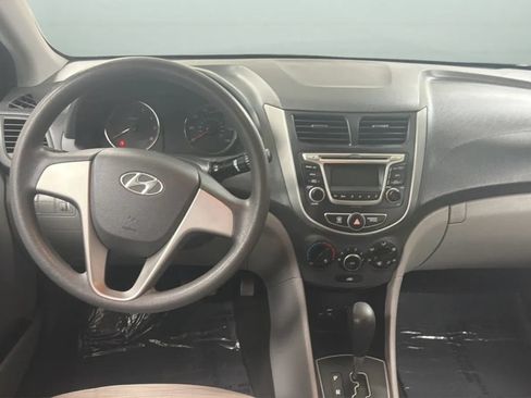 Used 2017 Hyundai Accent SE FWD image 10