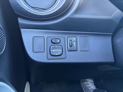 Used 2012 Toyota Prius C Three image 27