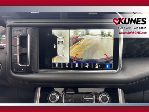 Used 2023 GMC Yukon XL Denali image 23
