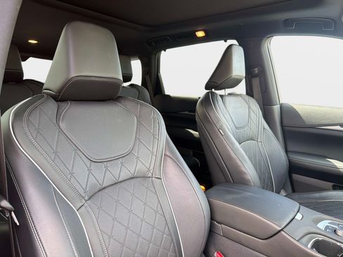 Used 2025 INFINITI QX60 Autograph AWD/4WD image 25