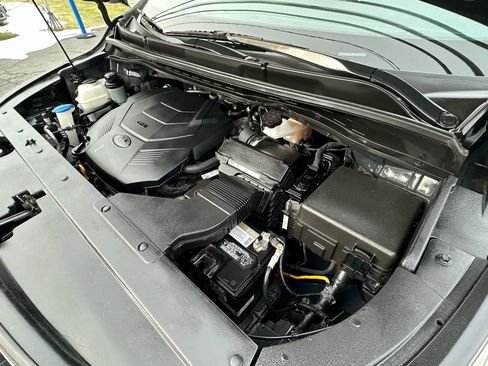 Used 2020 Kia Sedona L image 40