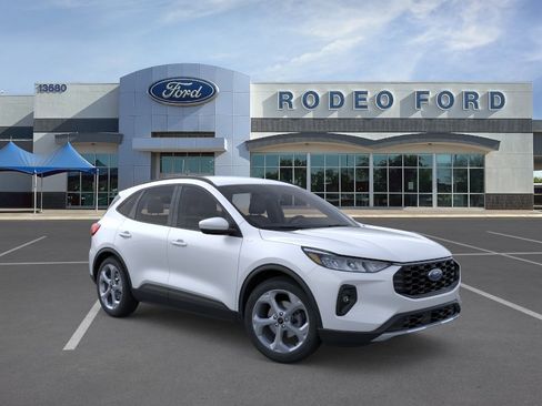 New 2026 Ford Escape ST-Line Select w/ Tech Pack #1 AWD/4WD image 7
