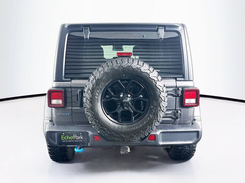 Used 2024 Jeep Wrangler Unlimited AWD/4WD image 7