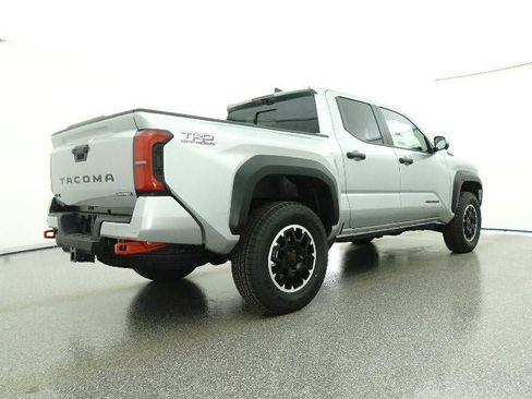 New 2025 Toyota Tacoma TRD Off-Road image 25