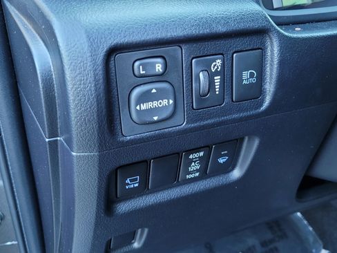 Used 2023 Toyota 4Runner Limited image 18