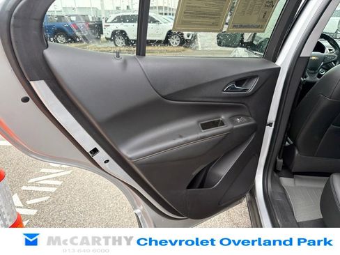 Used 2020 Chevrolet Equinox Premier FWD image 30
