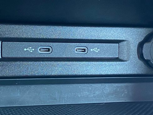 Used 2024 Volkswagen Taos S image 17