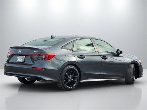 Used 2024 Honda Civic Sport image 4