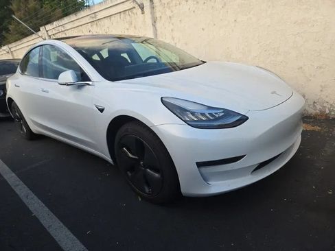 Used 2018 Tesla Model 3 Long Range AWD/4WD image 1