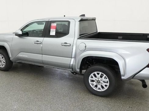 New 2026 Toyota Tacoma SR5 AWD/4WD image 4