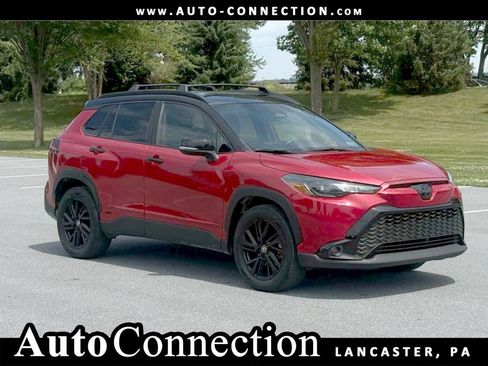 Used 2024 Toyota Corolla Cross AWD Hybrid image 1
