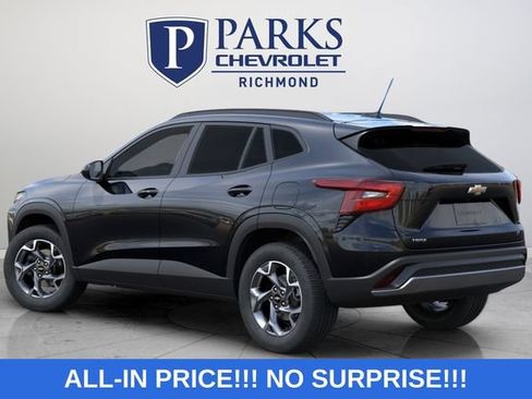 New 2026 Chevrolet Trax LT w/ Driver Confidence Package FWD image 6