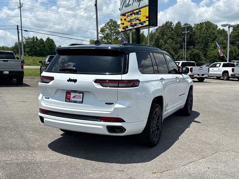 Used 2025 Jeep Grand Cherokee L Summit AWD/4WD image 4