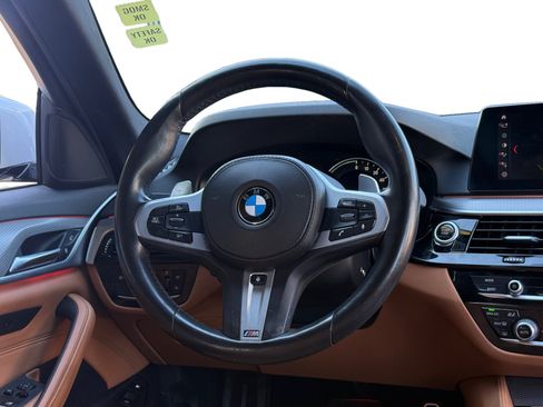 Used 2019 BMW 530e RWD image 12