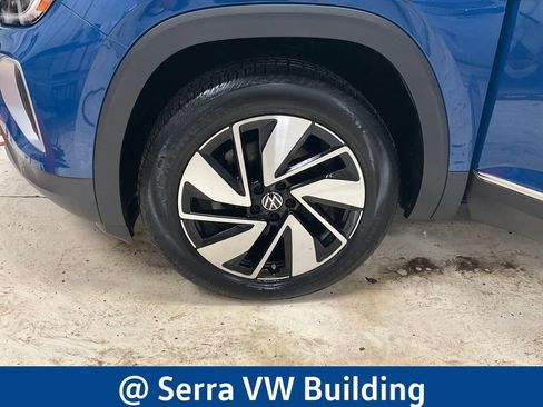 Used 2025 Volkswagen Atlas SEL image 17