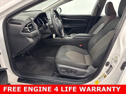 Used 2024 Toyota Camry LE image 9