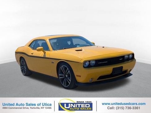 Used 2012 Dodge Challenger SRT8 Yellow Jacket w/ Premium Sound Group RWD image 1
