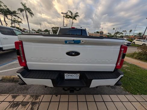 New 2026 Ford F250 Lariat w/ Black Appearance Package AWD/4WD image 14