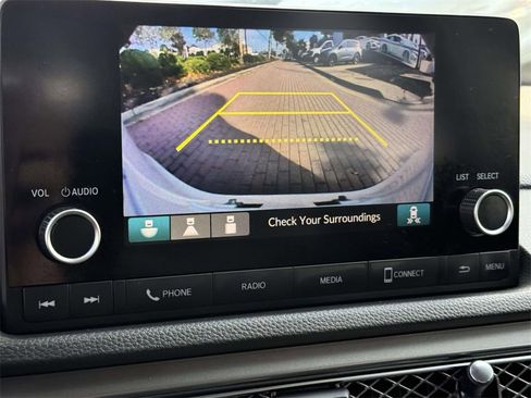 Certified 2024 Acura Integra Base image 4