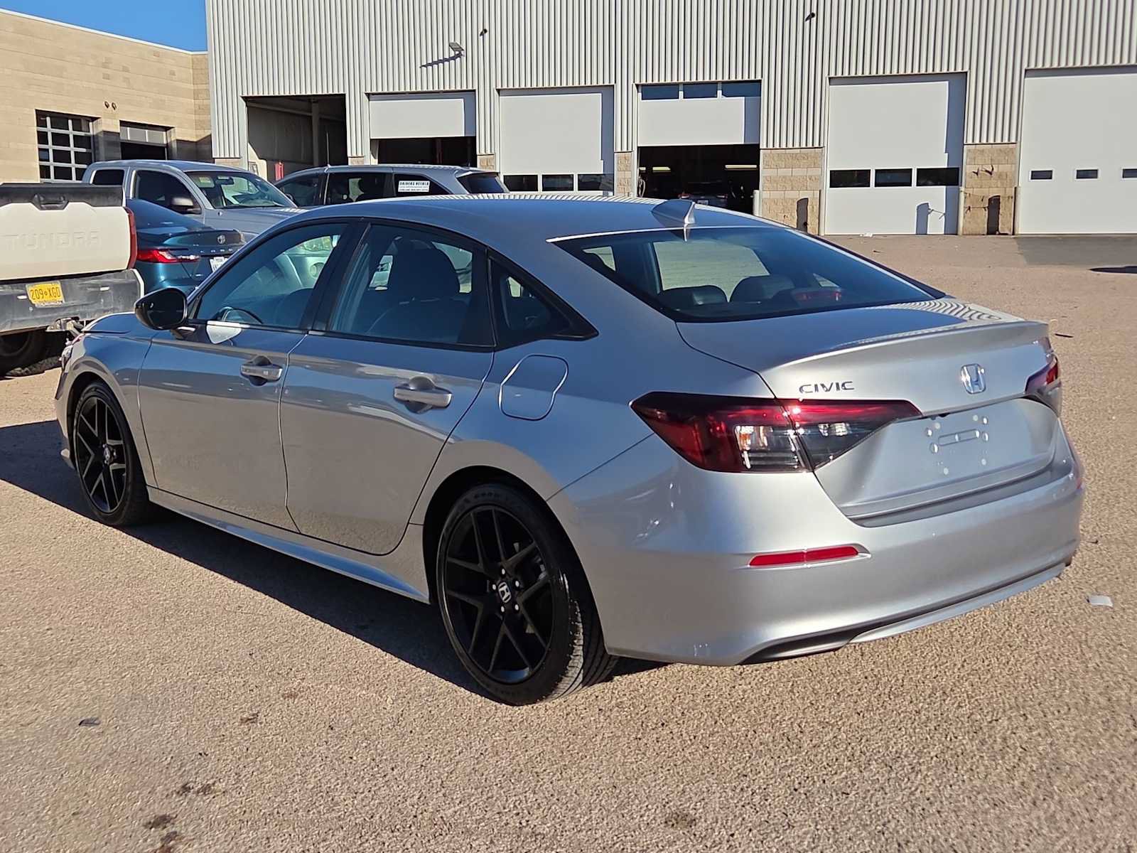 Used 2025 Honda Civic Sport image 6