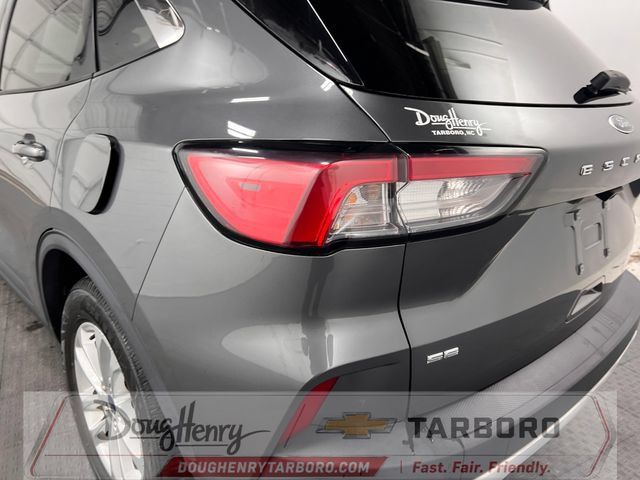 Used 2022 Ford Escape SE w/ Convenience Package FWD image 12
