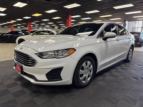 Used 2019 Ford Fusion S image 6