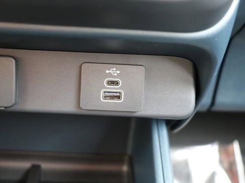 New 2025 Ford Maverick Lobo image 28