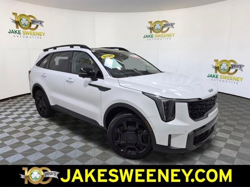 Used 2025 Kia Sorento SX AWD/4WD image 1