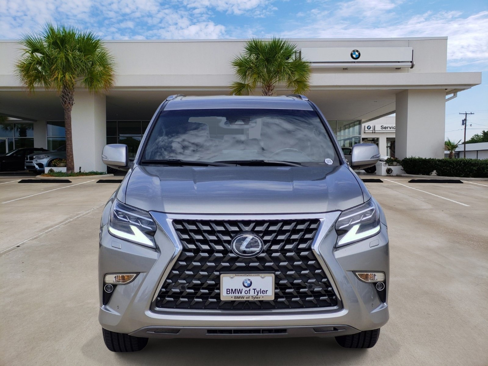 Used 2023 Lexus GX 460 Premium w/ Premium Plus Package AWD/4WD image 2