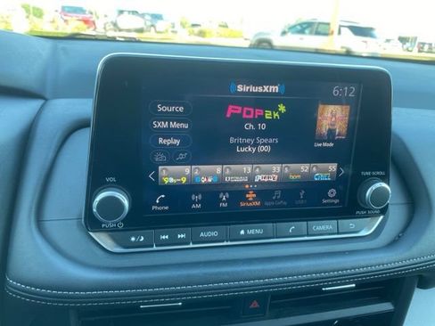 Used 2025 Nissan Rogue SV AWD/4WD image 26