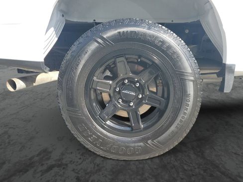 Used 2021 Ford F150 XL w/ Equipment Group 101A High AWD/4WD image 5