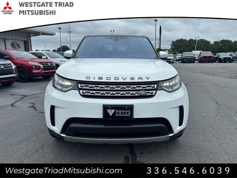 Used 2019 Land Rover Discovery HSE AWD/4WD image 2