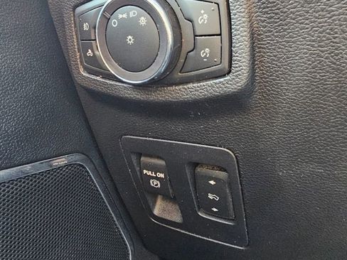 Used 2019 Ford F150 Platinum w/ Equipment Group 701A Luxury AWD/4WD image 20