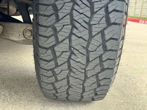 Used 2014 Ford F150 Raptor w/ Equipment Group 801A Luxury AWD/4WD image 34