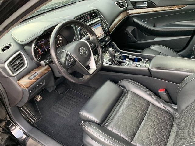 Used 2016 Nissan Maxima Platinum w/ Interior Lighting Package FWD image 25