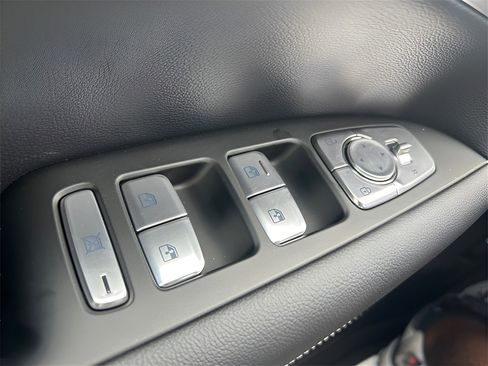 New 2025 Genesis G70 2.5T image 20