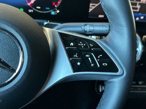 Certified 2025 Mercedes-Benz GLB 250 4MATIC image 31