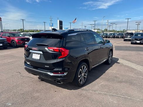 Used 2018 GMC Terrain Denali AWD/4WD image 5