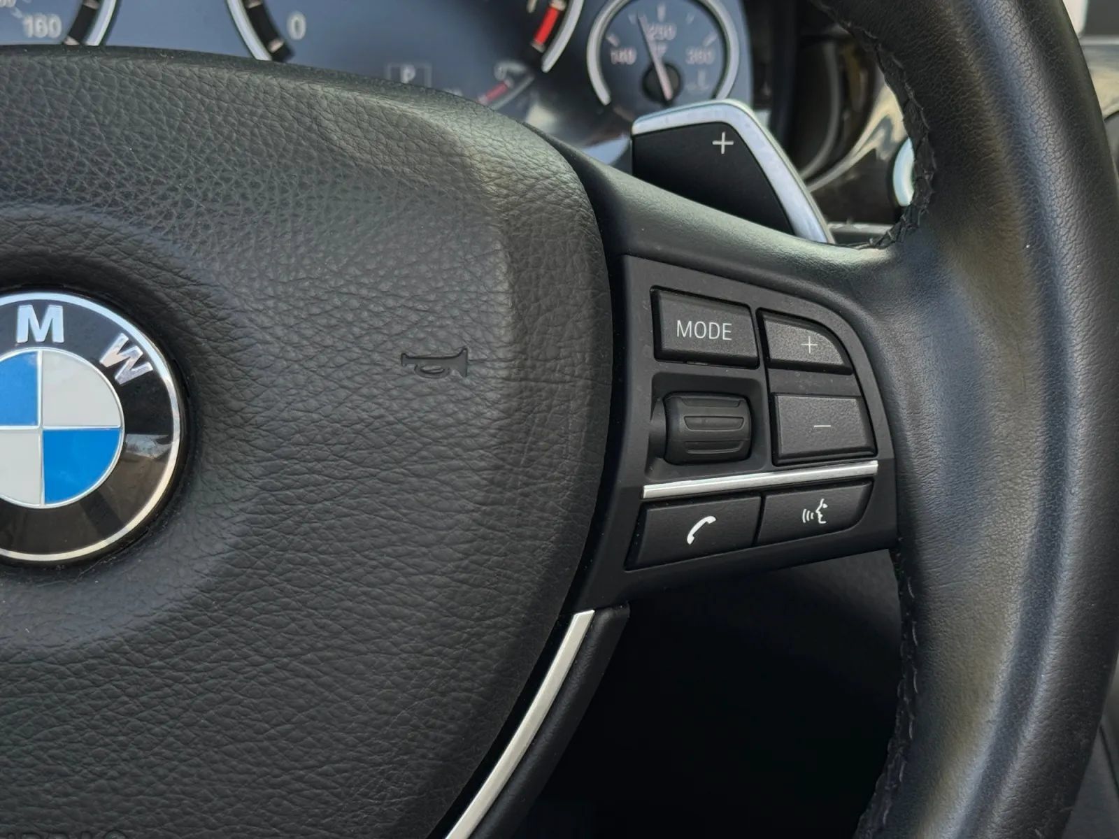 Used 2014 BMW 640i Convertible RWD image 27