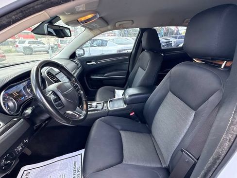 Used 2019 Chrysler 300 Touring w/ Sport Appearance Package RWD image 14